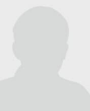Das Bild zeigt in grauer Farbe die schemenhafte Silhouette eines Mannes mit kurzen Haaren. 